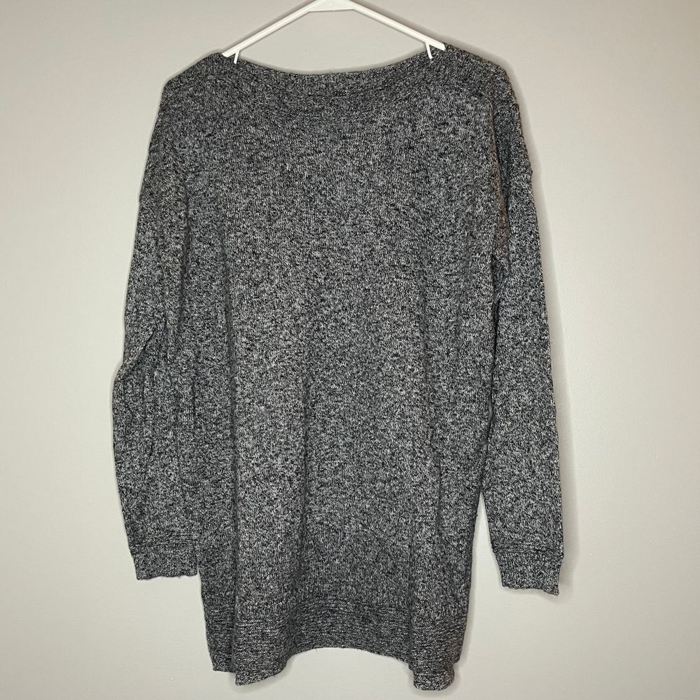 Old Navy Sweater Tunic Long Sleeve Knit Gray Slit‎ Hem Women's Size Medium